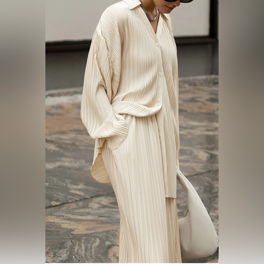 Commense Cream Pleated Button-Down Shirt